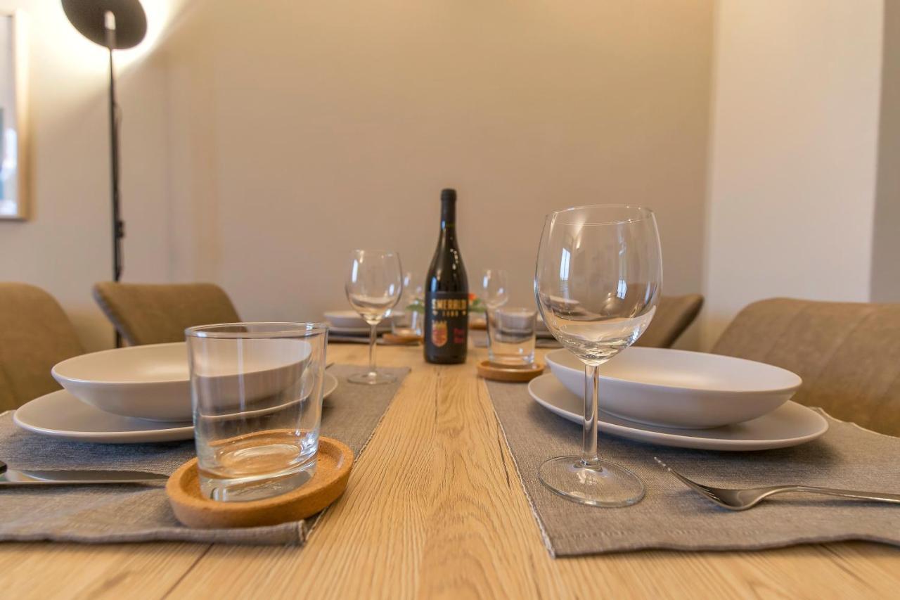 Modern & Bright 2 Bedroom Flat 50M From M4 Stop Milano Eksteriør billede