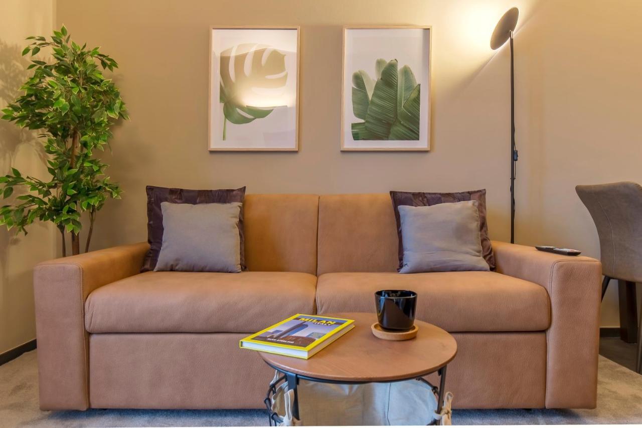 Modern & Bright 2 Bedroom Flat 50M From M4 Stop Milano Eksteriør billede