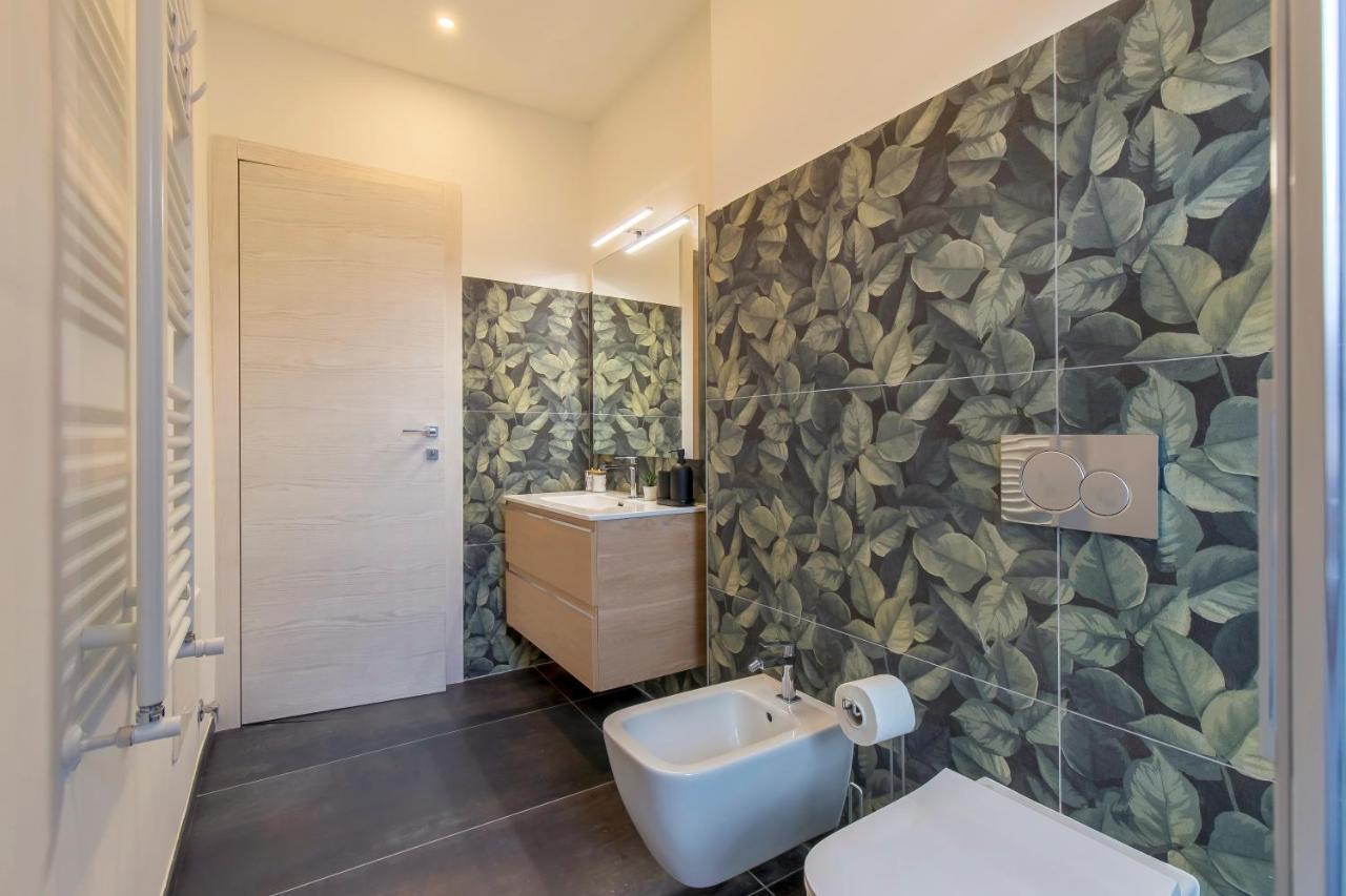 Modern & Bright 2 Bedroom Flat 50M From M4 Stop Milano Eksteriør billede
